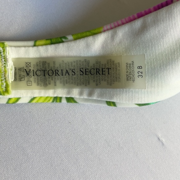 Floral Victoria’s Secret Bikini Top 32B Padded - Picture 6 of 6